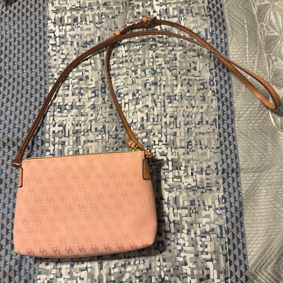 Dooney & Bourke Pink and Brown Crossbody Bag new without tags. - Picture 3 of 10